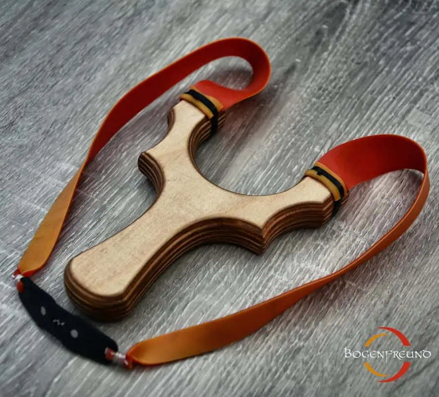 Slingshot CNC Summer Power 326 km/h – Bild 5