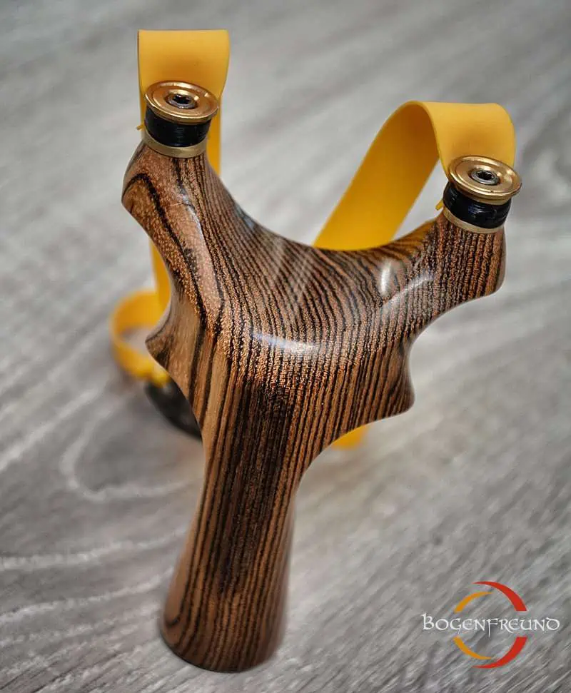 Slingshot Sandelholz 3D – Bild 2