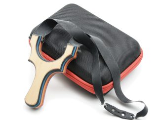 zwille rainbow devil top slot slingshot steinschleuder